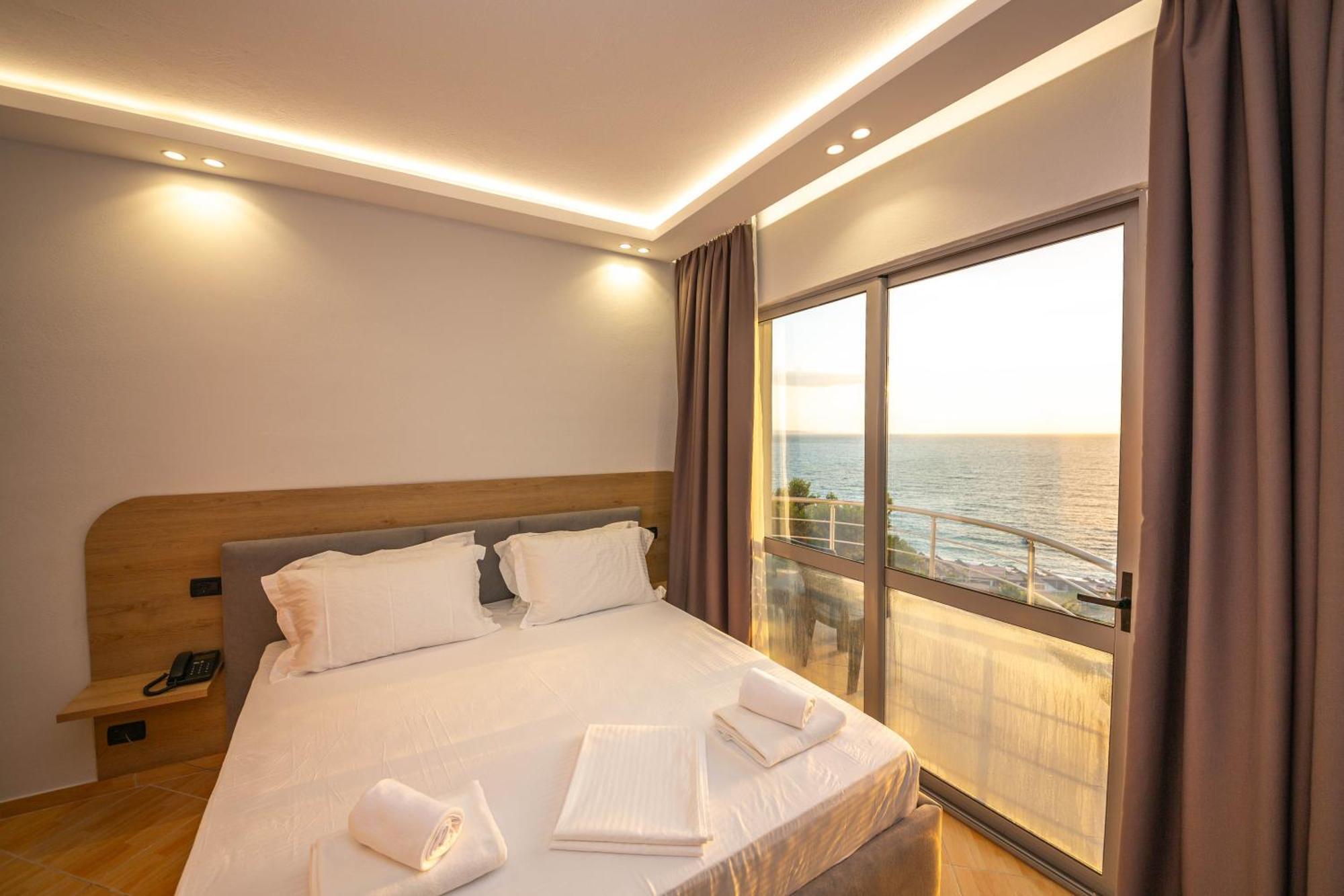 Hotel Sea Breeze Σαράντα Εξωτερικό φωτογραφία