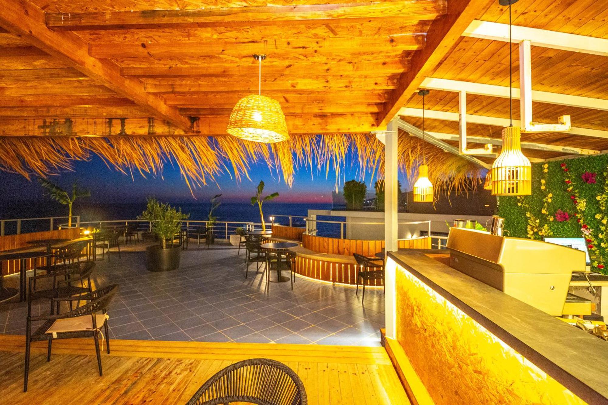 Hotel Sea Breeze Σαράντα Εξωτερικό φωτογραφία