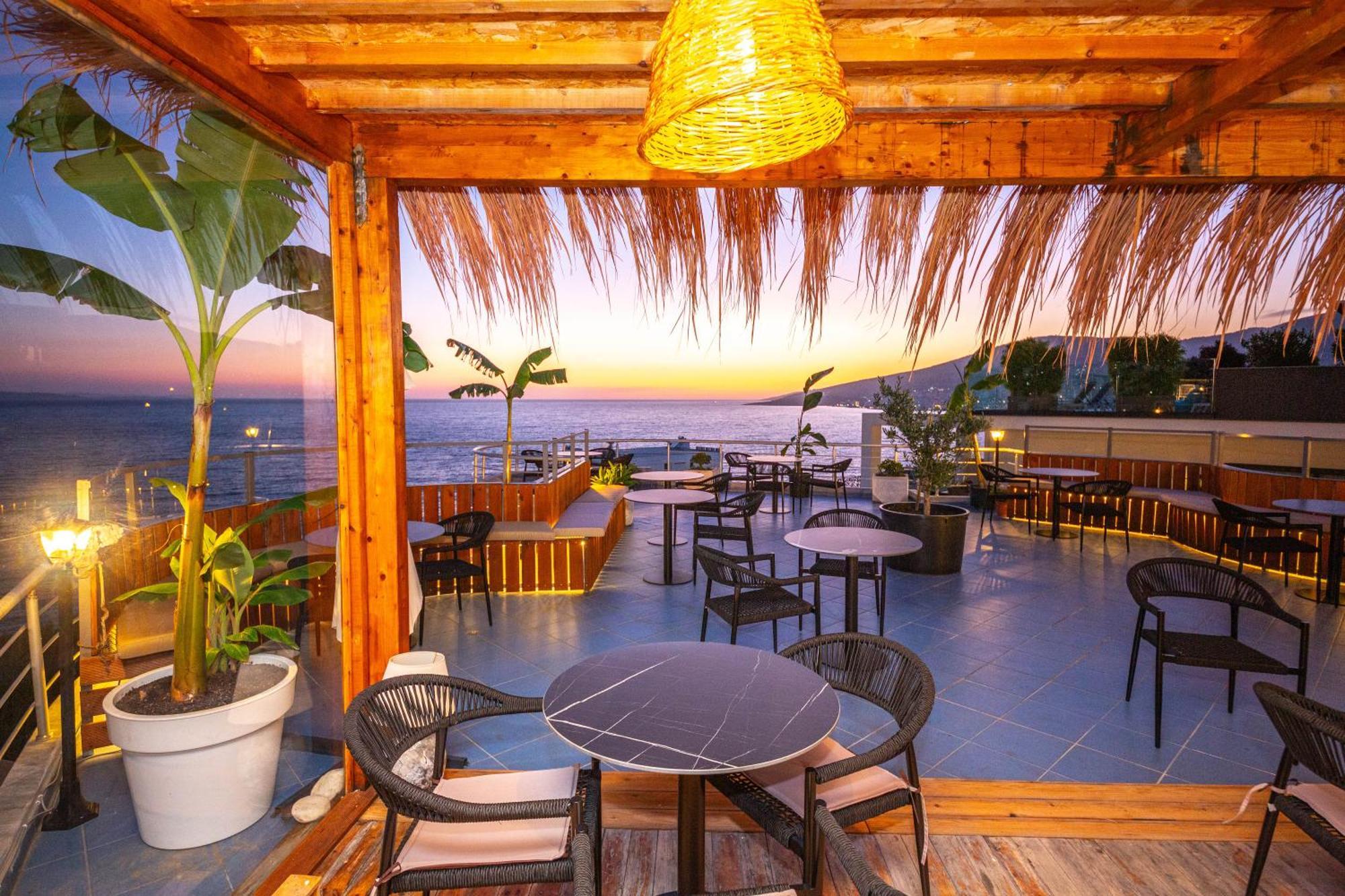 Hotel Sea Breeze Σαράντα Εξωτερικό φωτογραφία