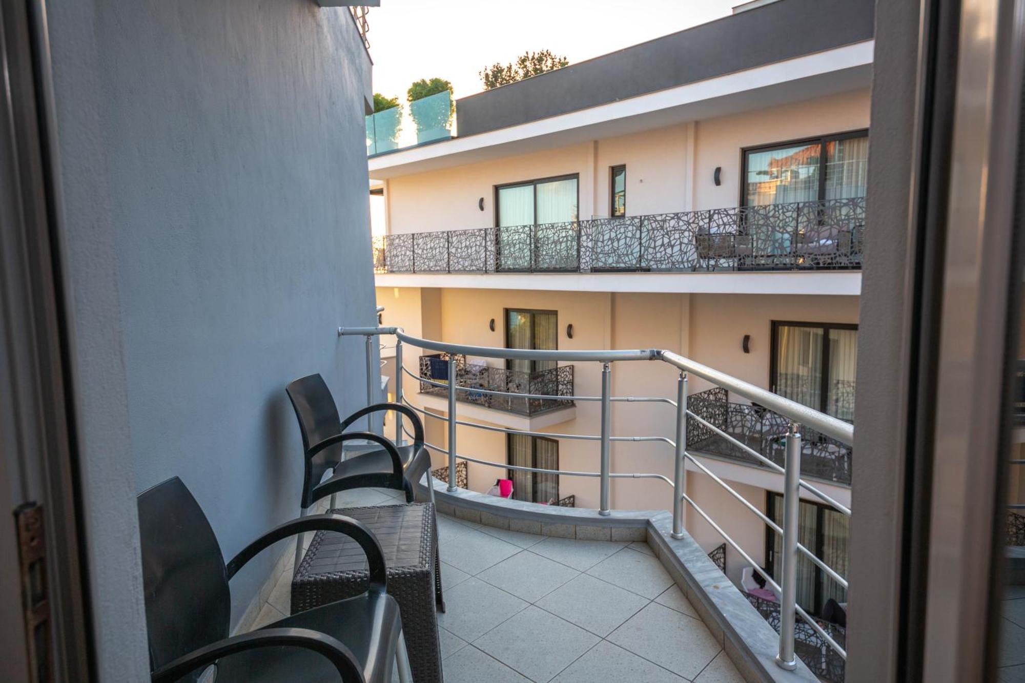 Hotel Sea Breeze Σαράντα Εξωτερικό φωτογραφία
