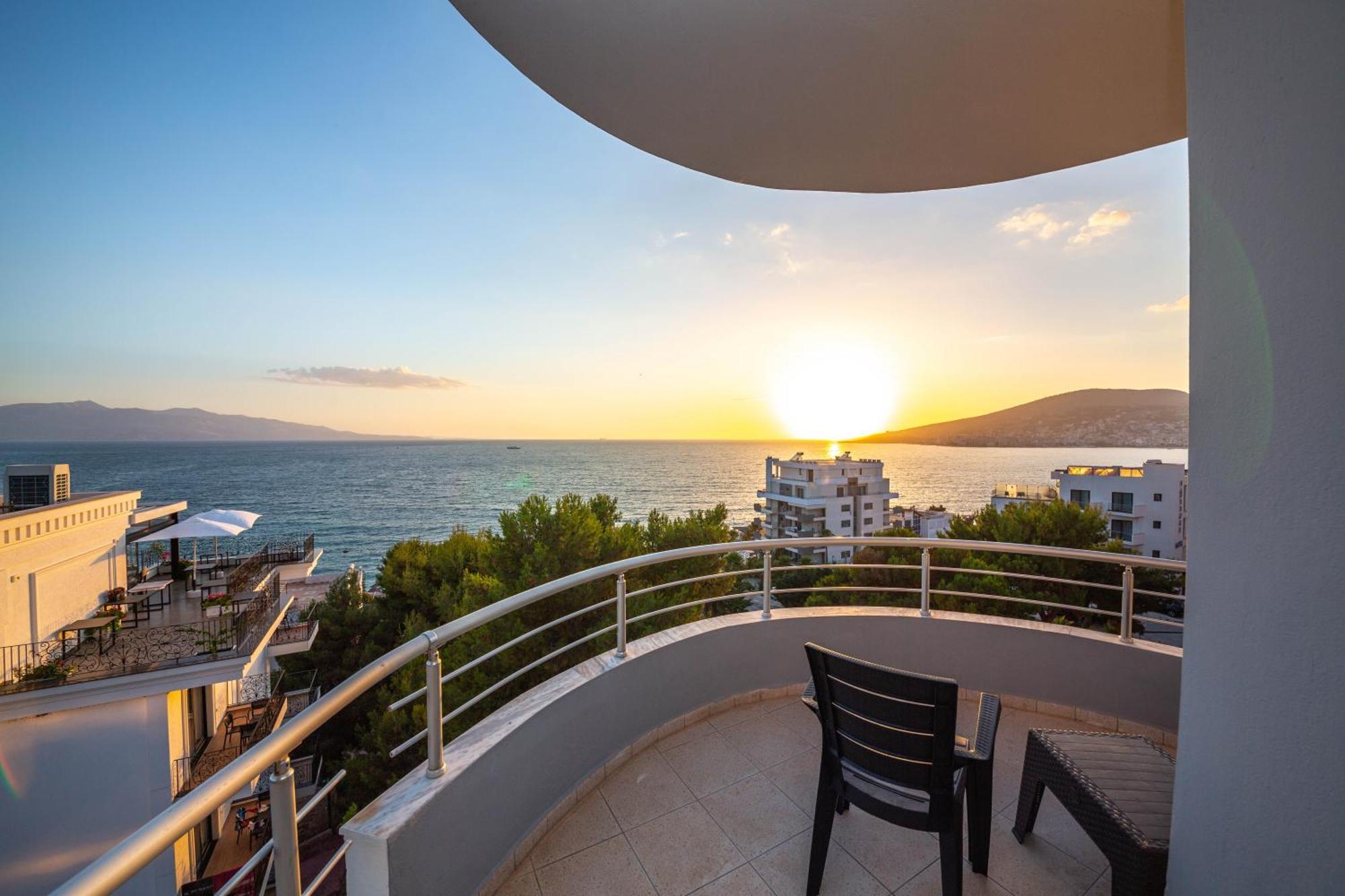 Hotel Sea Breeze Σαράντα Εξωτερικό φωτογραφία