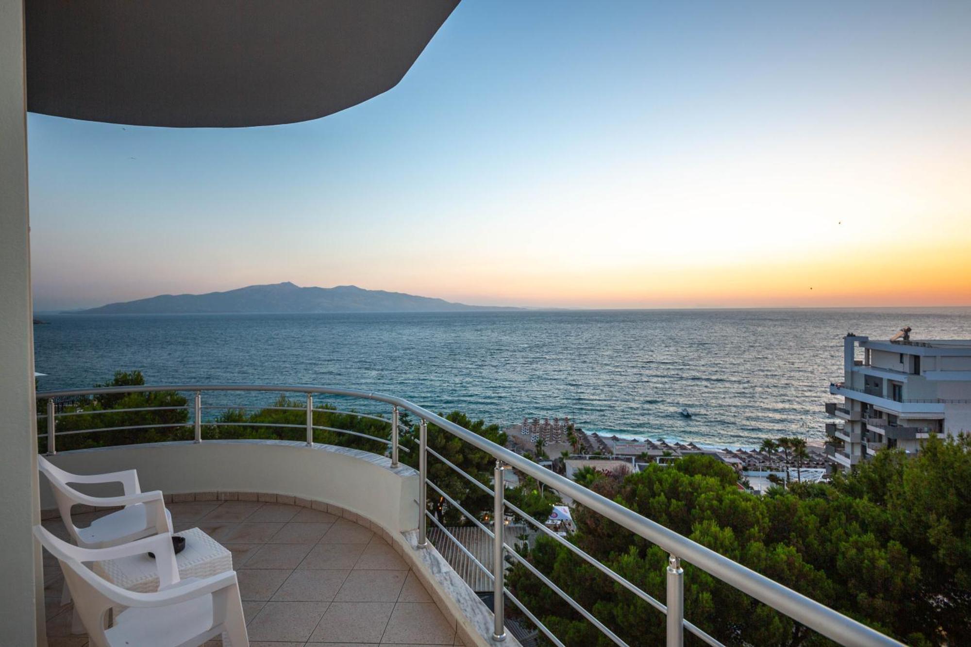 Hotel Sea Breeze Σαράντα Εξωτερικό φωτογραφία